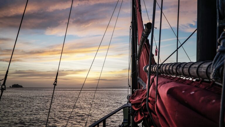 close-up photography of boat on calm water